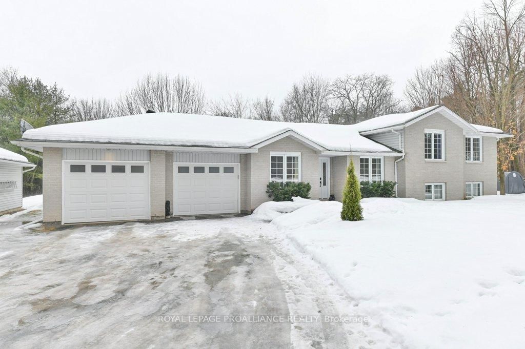 Detached House for sale at 347 Downs Road, Quinte West, Murray Ward, K8V 5P6 - MLS: X12004707