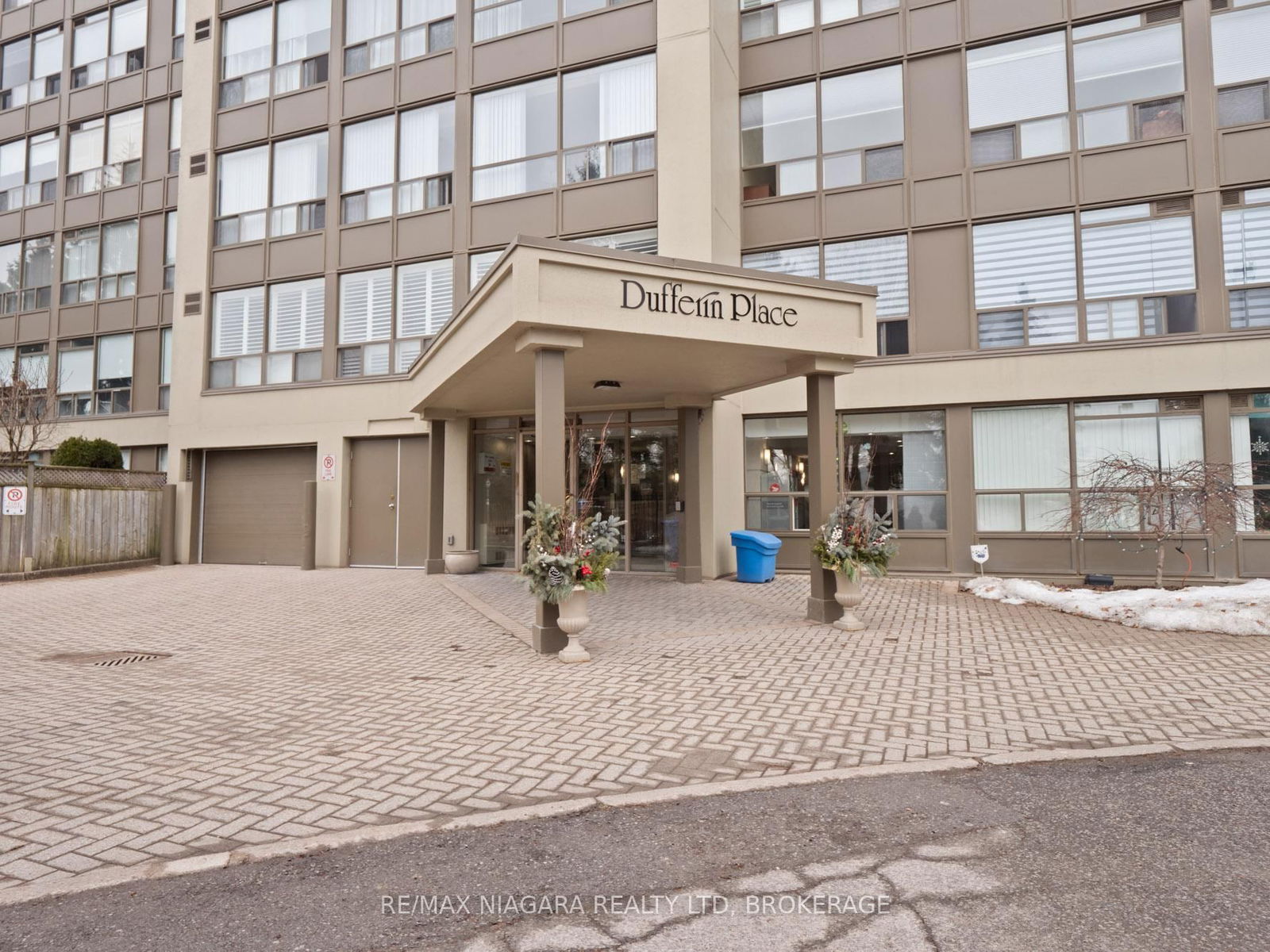 Condo for sale at 206-5100 Dorchester Road, Niagara Falls, Morrison, L2E 7H4 - MLS: X12005332