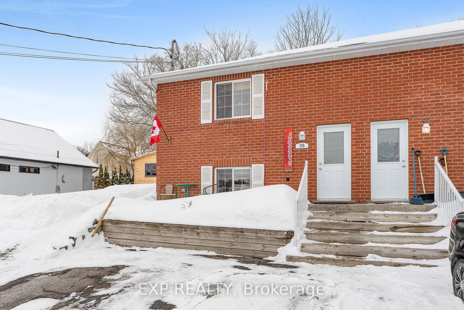 Listing photo 3