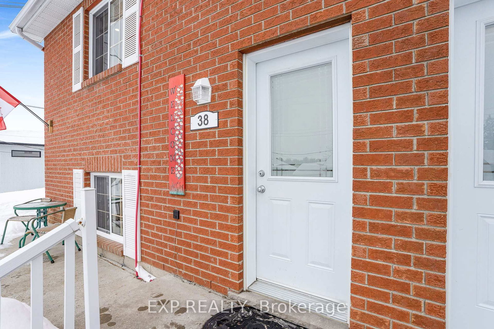 Listing photo 4