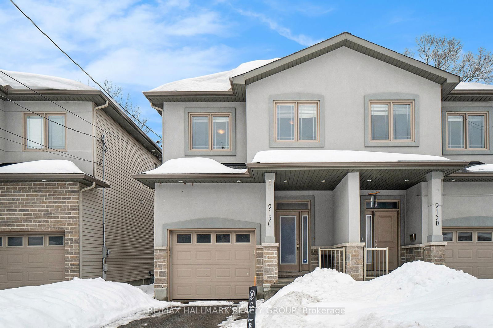 Semi-Detached House for sale at C-915 Watson Street, Britannia Heights - Queensway Terrace N and Area, 6202 - Fairfield Heights, K2B 6B8 - MLS: X12005393