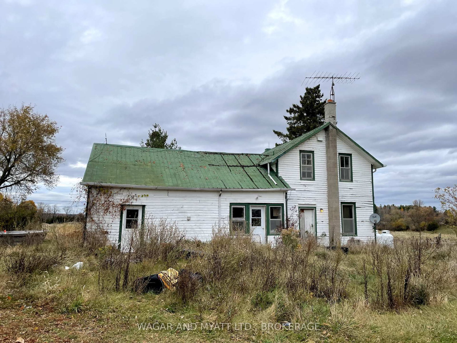 Listing Image 3