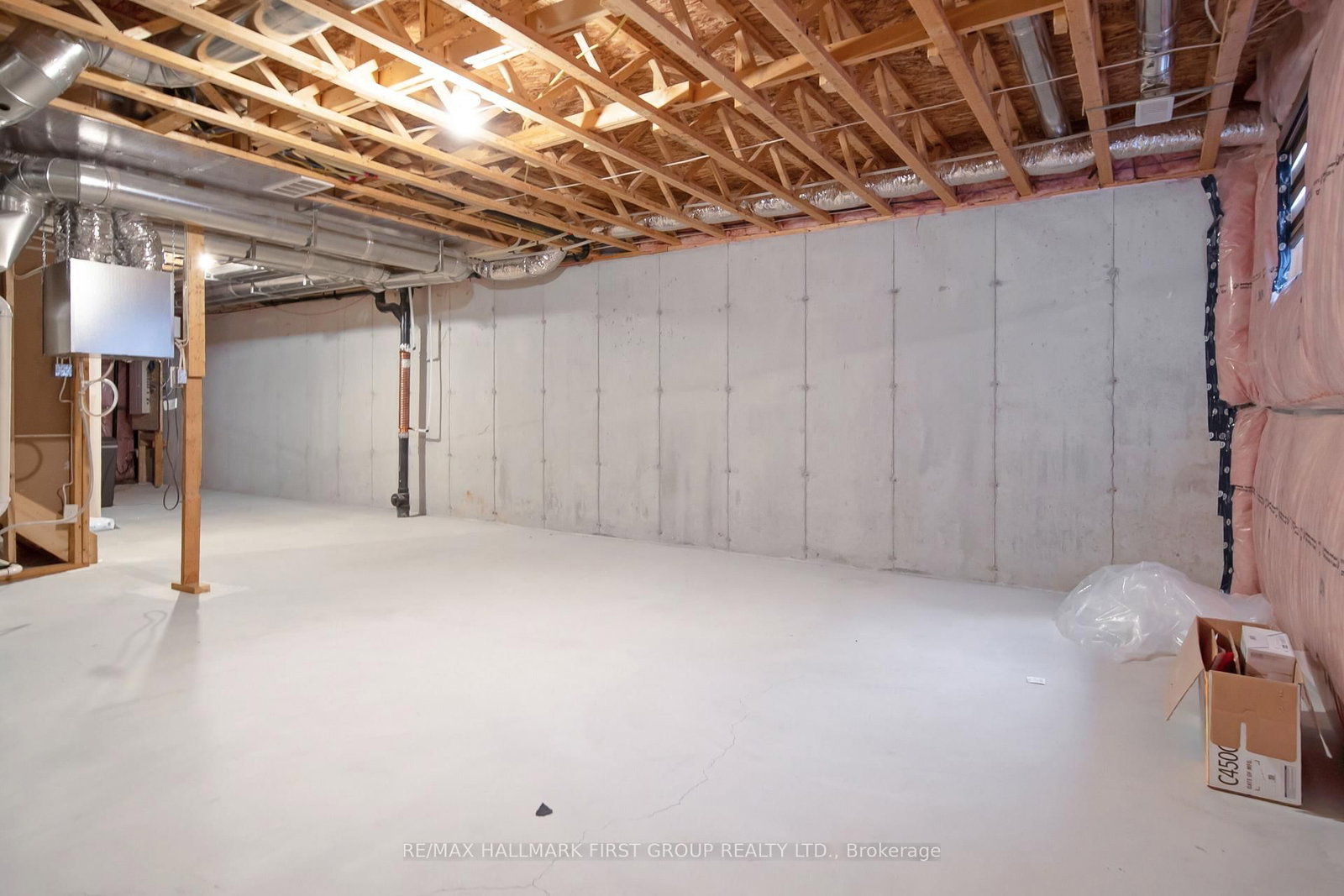 Listing Image 33