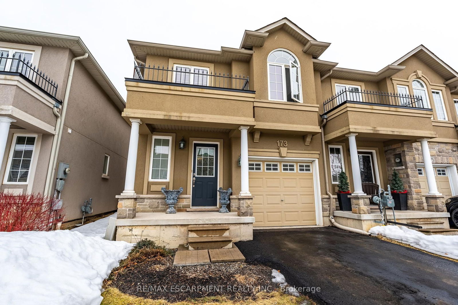 Townhouse for sale at 173 Penny Lane, Hamilton, Stoney Creek Mountain, L8J 2V7 - MLS: X12005466