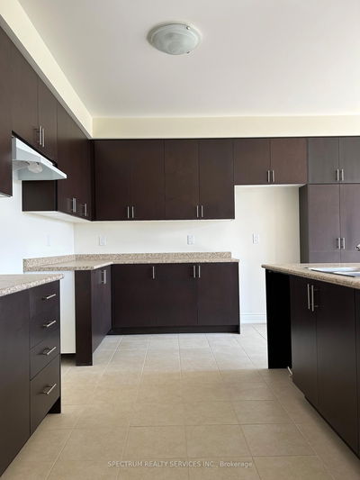 144 Bloomfield Cres, Cambridge -  image-0-3