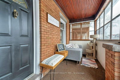 64 Graham Ave, Hamilton - Delta image-0-4