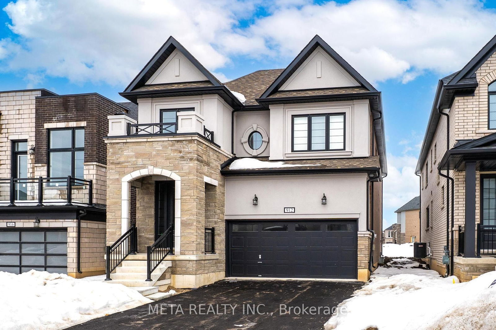 Detached House for sale at 912 Knights Lane, Woodstock, Woodstock - North, N4T 0P7 - MLS: X12005876