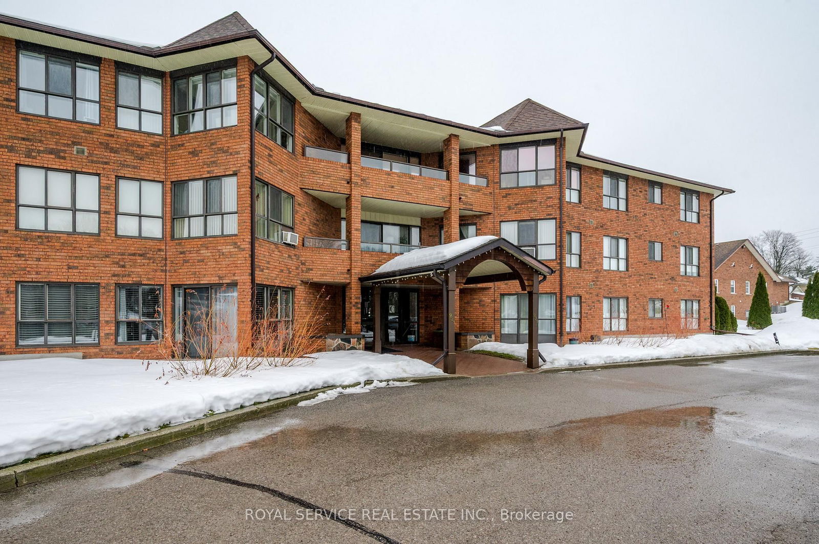 Condo for sale at 215-921 Armour Road, Peterborough, Ashburnham, K9H 7K5 - MLS: X12006017