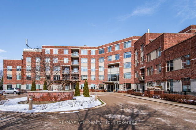 202 - 400 Romeo Street