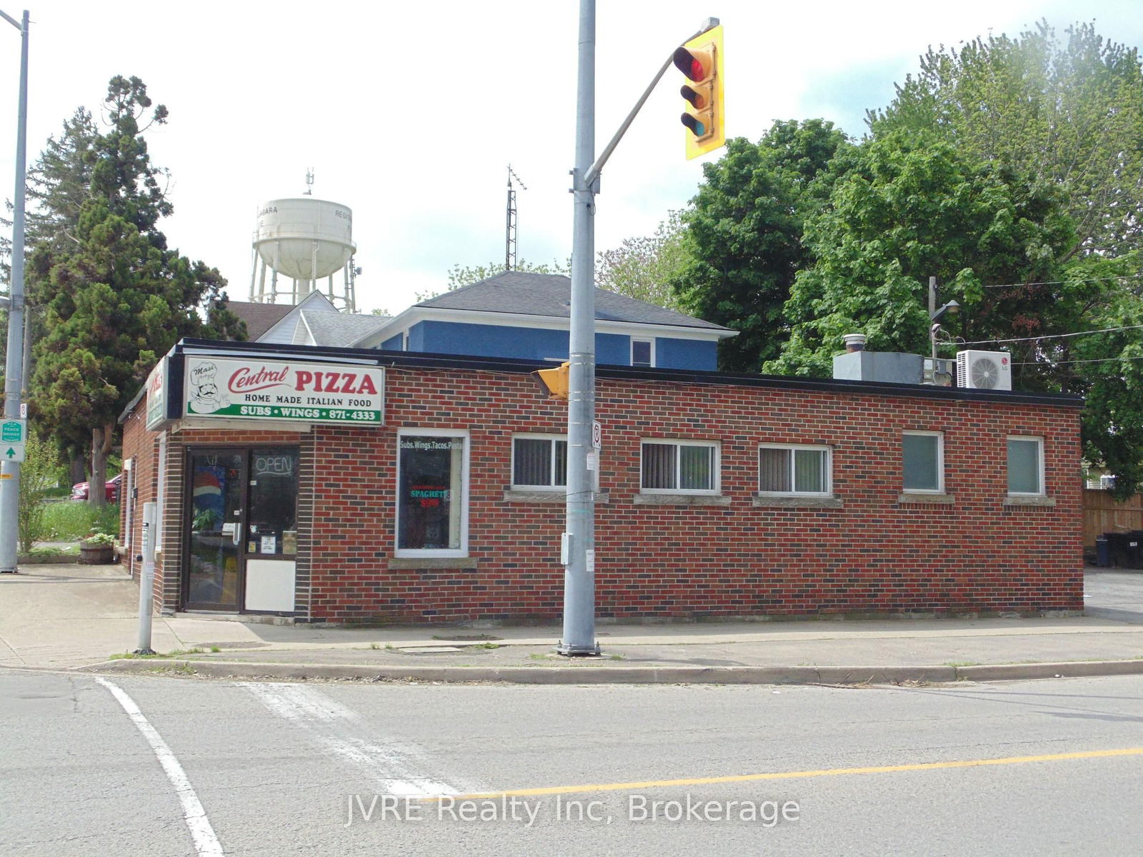 Building at 161 Central Avenue, Fort Erie, Central