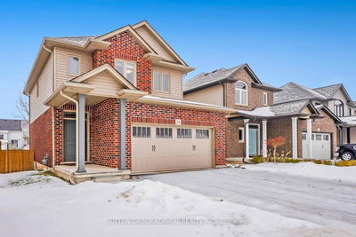 10 Bergenstein Cres, Pelham - Fonthill image-0-1