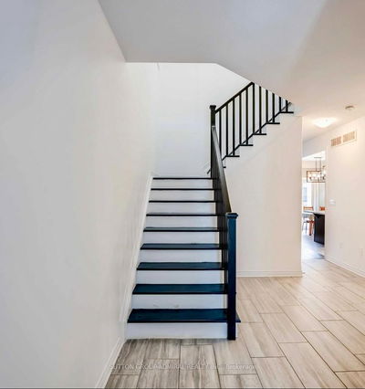 10 Bergenstein Cres, Pelham - Fonthill image-0-3