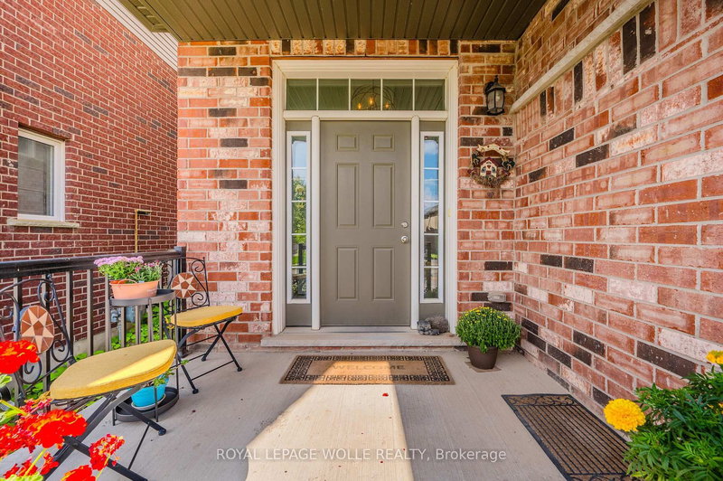 565 Sundew Dr, Waterloo, N2V 0B9 | Image 3