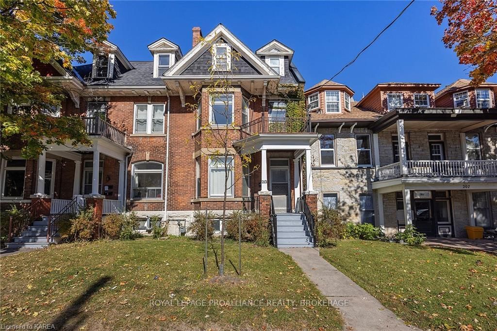 Semi-Detached House sold at 213-215 William Street, Kingston, Central City East, K7L 2E2 - MLS: X12006770