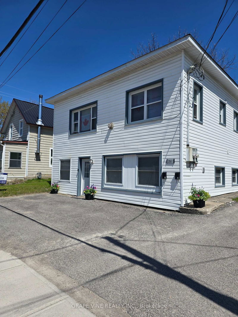 Unit Apartment 1 and 2 — 261 ELGIN St, Arnprior - Arnprior image-0-0