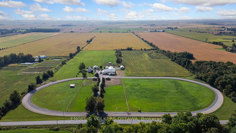 12420 ORMOND Road, North Dundas