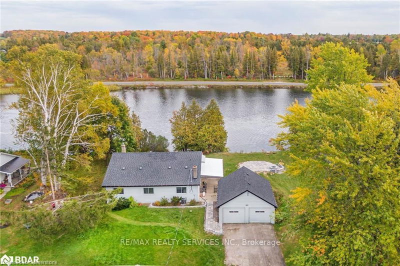 885 Glen Cedar Dr, Smith-Ennismore-Lakefield - Rural Smith-Ennismore-Lakefield image-0-0