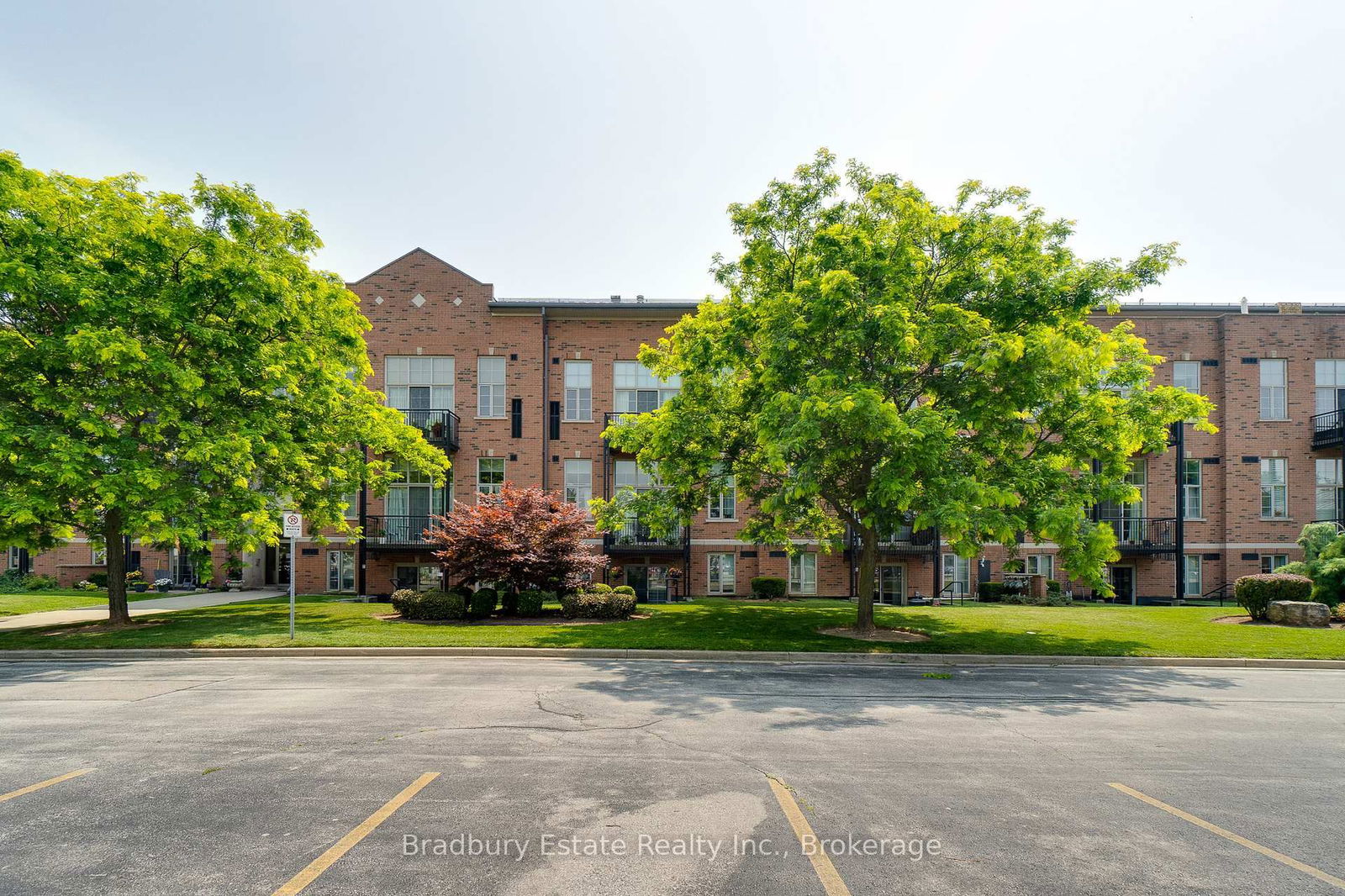 Condo for sale at 317-262 Dundas Street, Hamilton, Waterdown, L8B 1A9 - MLS: X12007381