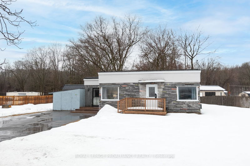 526 Trenton Frankford Rd, Quinte West -  image-0-0