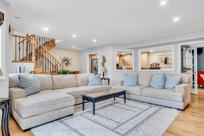 Unit 411 — 245 Elgin St, Cobourg - Cobourg image-0-3