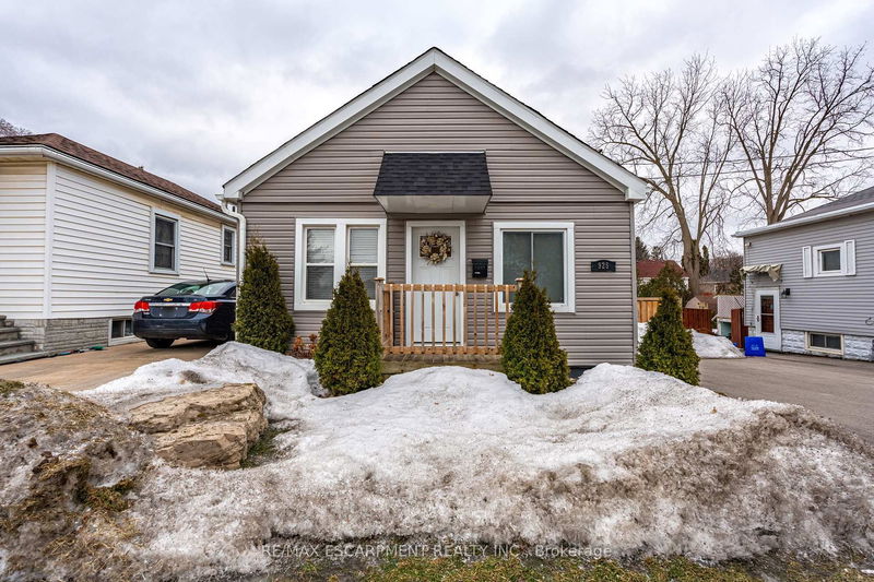 home for sale on 925 Garth Street