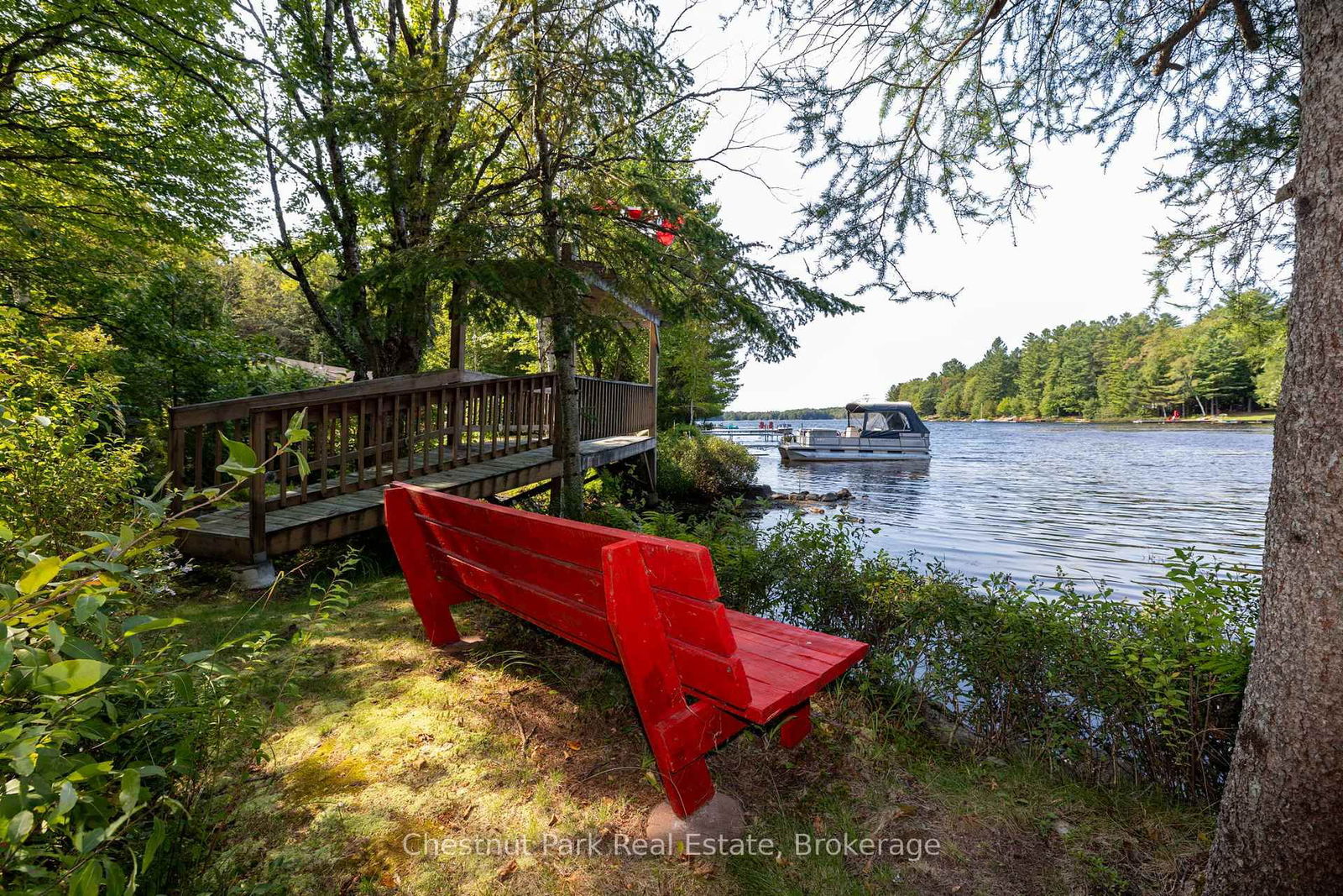 Building at 954 Dickie Lake Road, Lake of Bays, Mclean