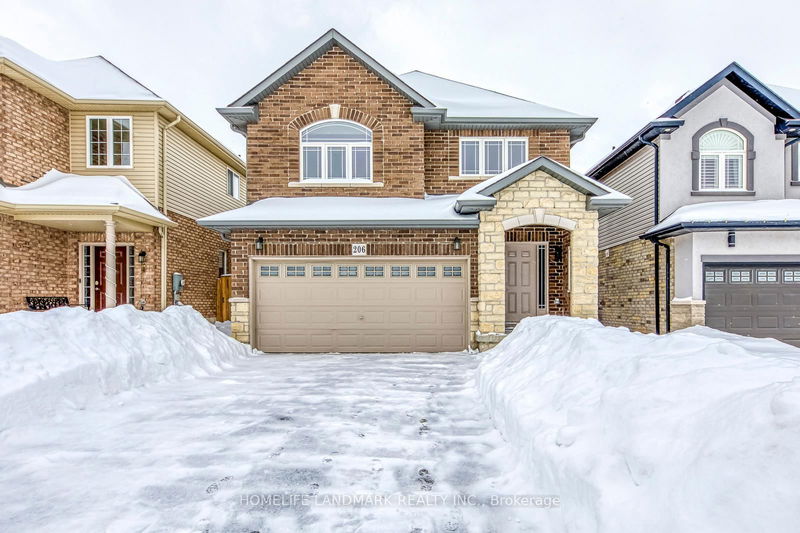 home for sale on 206 Bellagio Avenue