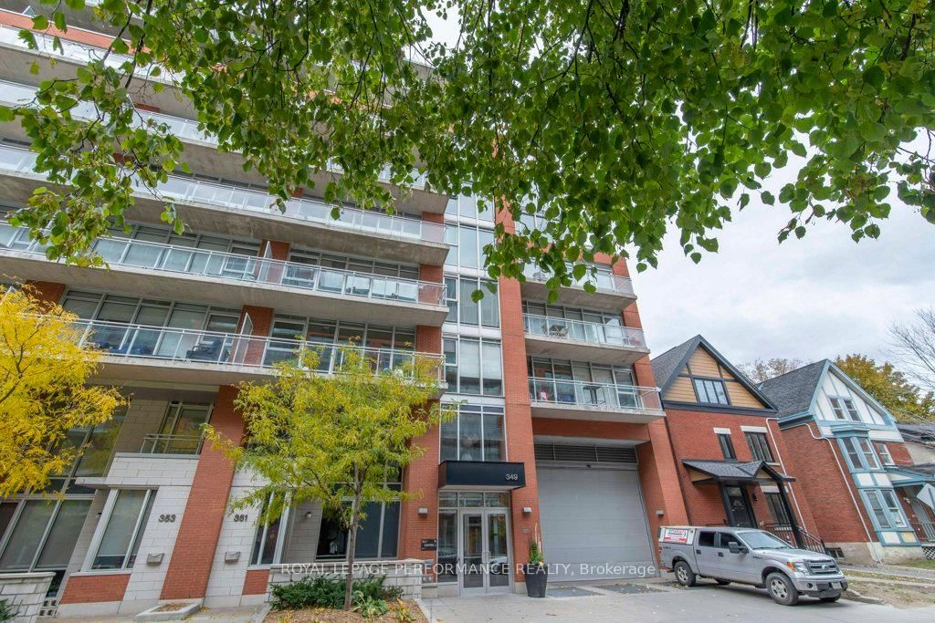 Condo for lease at 425-349 McLeod Street, Ottawa, Ottawa Centre, K2P 0S1 - MLS: X12008289