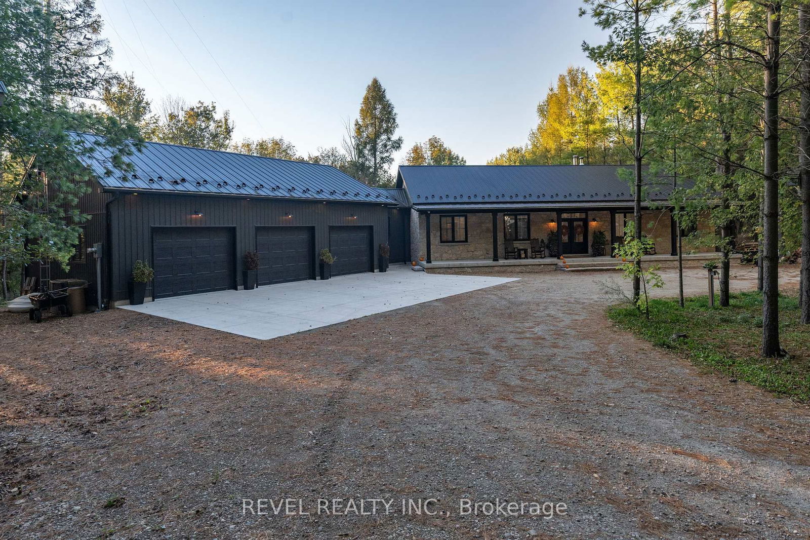 Building at 7404 Wellington Road 11 Road, Mapleton, Rural Mapleton