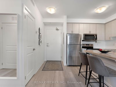 Unit 205 — 5 Hamilton St, Hamilton - Waterdown image-0-2