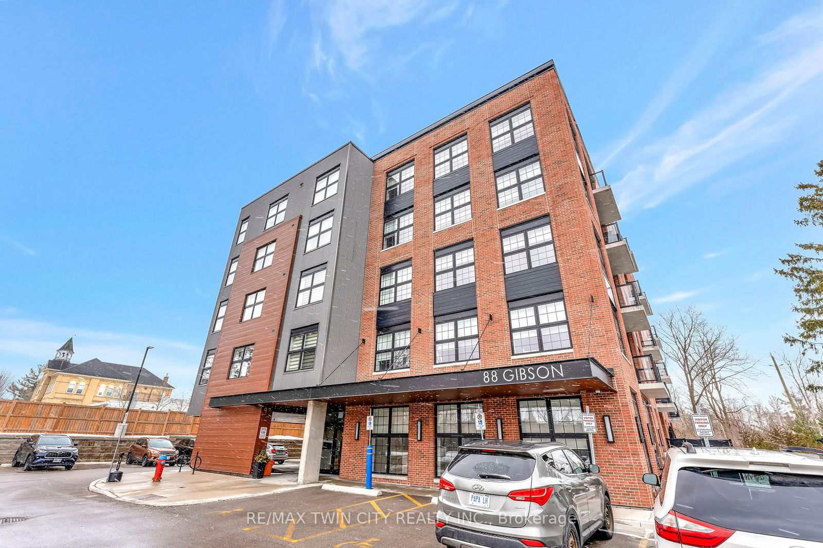 Condo for sale at 407-88 Gibson Street, North Dumfries, N0B 1E0 - MLS: X12008469