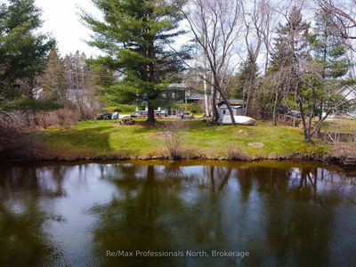 80 INVERGORDON Ave, Minden Hills - Minden image-0-4