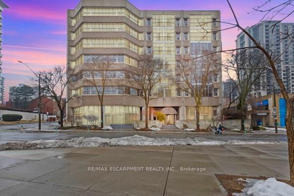 Condo for sale at 105-66 Bay Street, Hamilton, Durand, L8P 4Z6 - MLS: X12008587