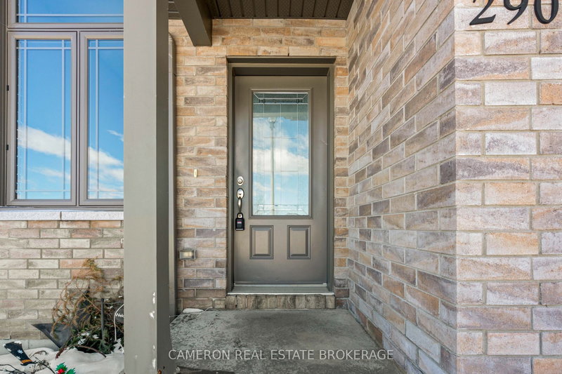 290 Glen Nora Dr, Cornwall, K6H 0A8 | Image 3