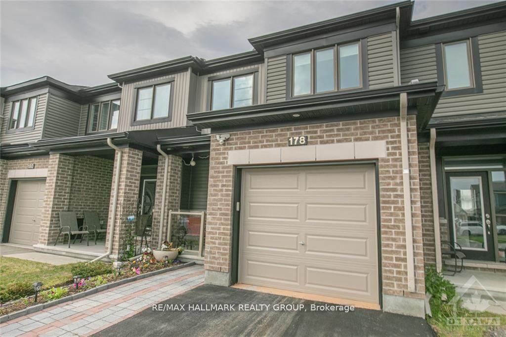 Townhouse leased at 178 YELLOWCRESS Way, Ottawa, Avalon West, K4A 1C4 - MLS: X12009122