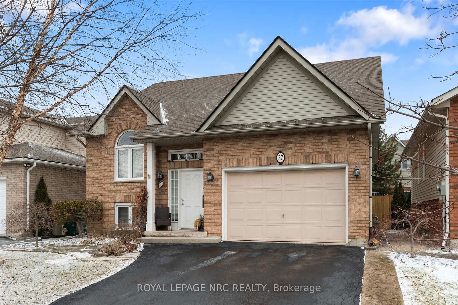 Detached House for sale at 27 Cozocar Crescent, St. Catharines, 462 - Rykert/Vansickle, L2S 3Y5 - MLS: X12009576