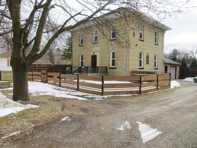 22393 Adelaide Rd, Strathroy-Caradoc - Mount Brydges image-0-0