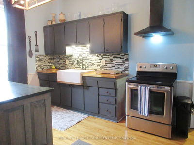 22393 Adelaide Rd, Strathroy-Caradoc - Mount Brydges image-0-3