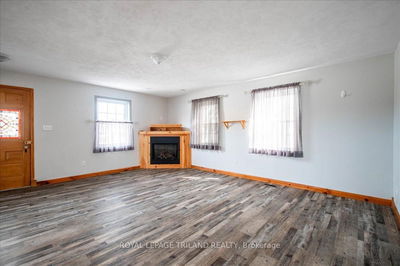 258 Main St, Southwest Middlesex - Glencoe image-0-3