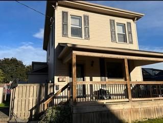 Semi-Detached House sold at 3 Smith Avenue, St. Thomas, St. Thomas, N5R 4A9 - MLS: X12010034
