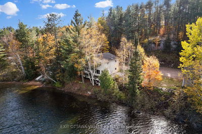 88 Chris Mullin Lane, Barry's Bay - Madawaska Valley image-0-1