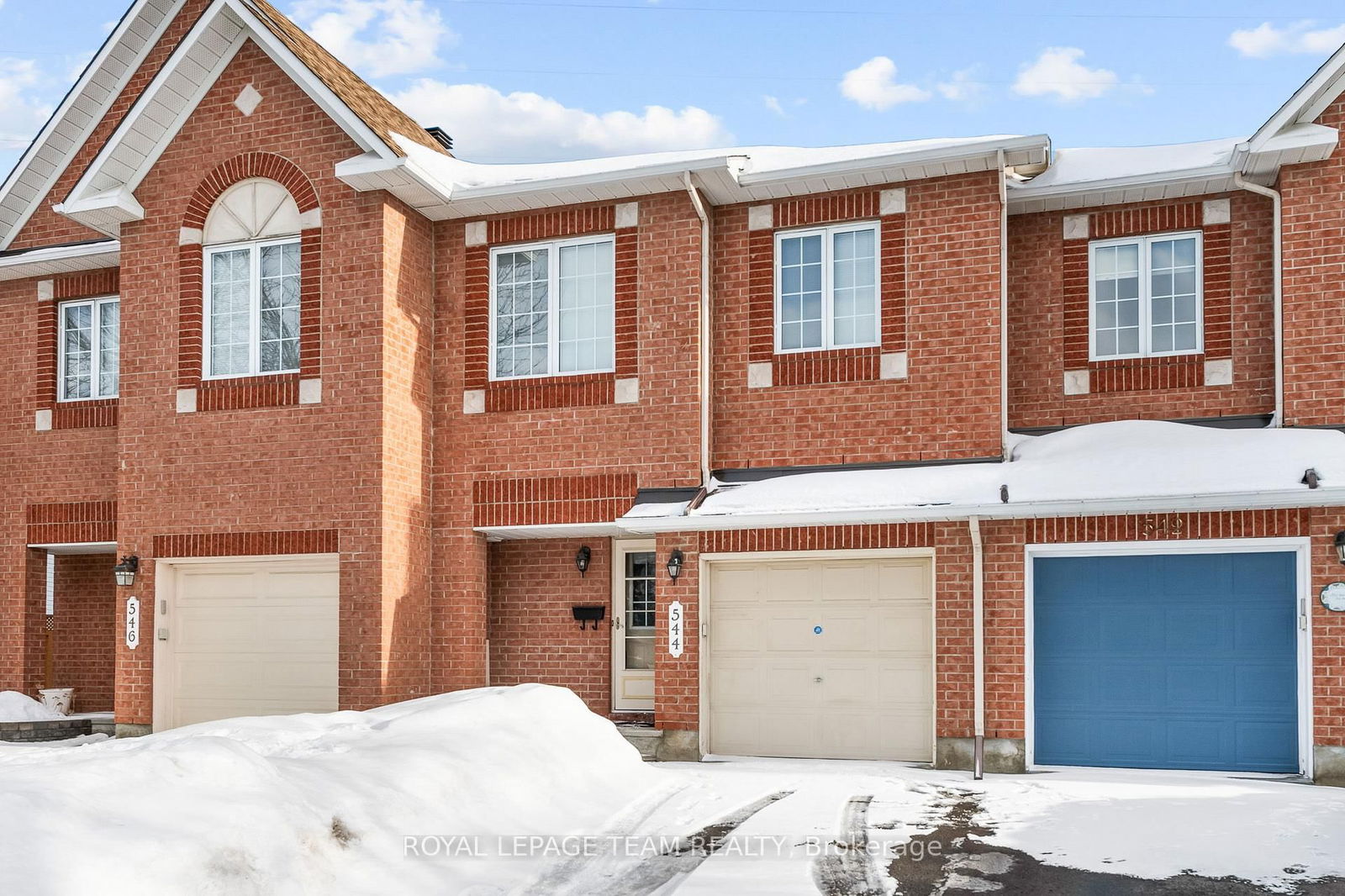 Townhouse for sale at 544 Renaissance Drive, Ottawa, Avalon East, K4A 4E8 - MLS: X12010275