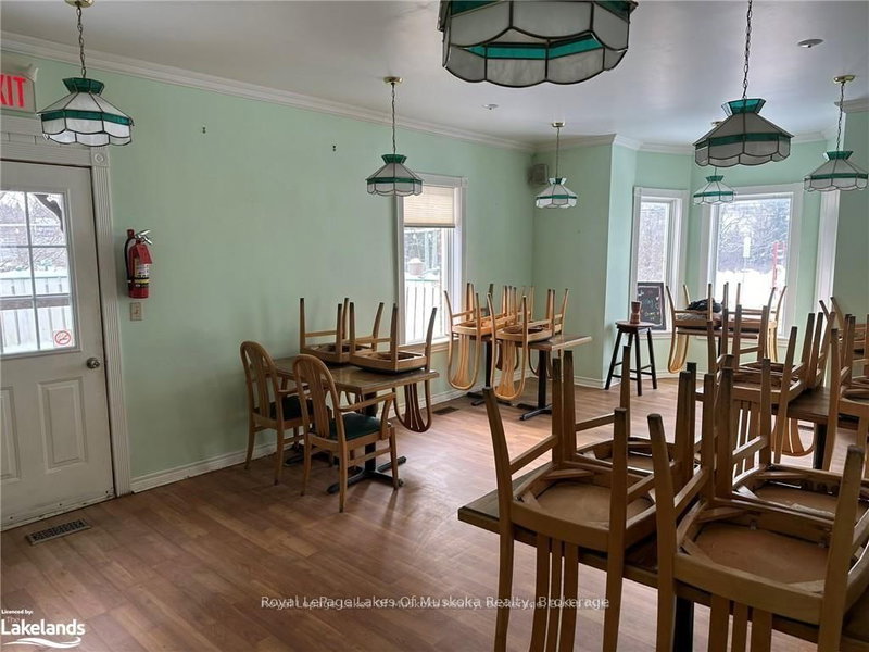 120 ONTARIO St, Burk's Falls, P0A 1C0 | Image 2