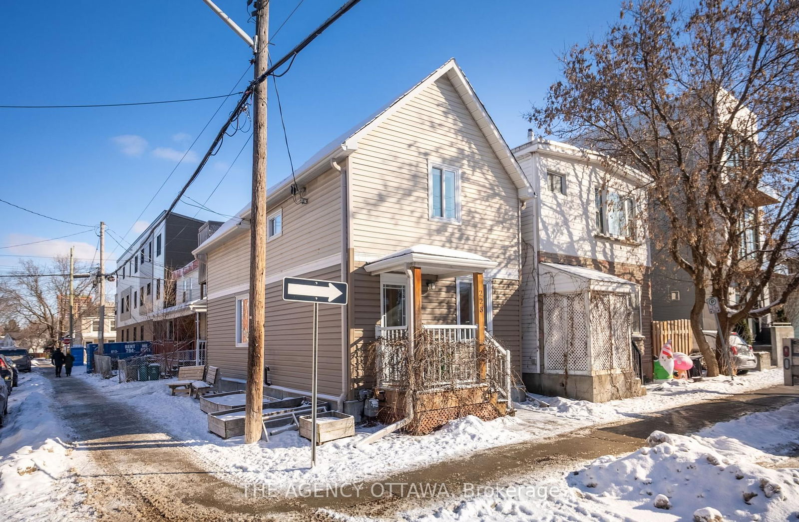 Detached House for sale at 223 Carruthers Avenue, Ottawa, Hintonburg, K1Y 1N8 - MLS: X12010674