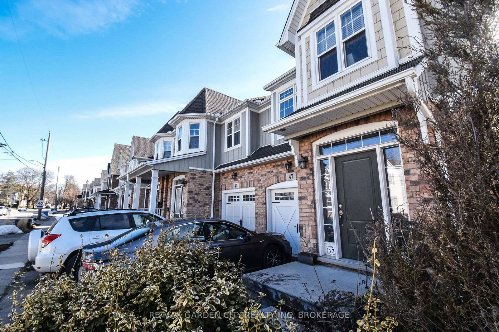 Townhouse for sale at 47 Montebello Place, St. Catharines, 451 - Downtown, L2R 6B5 - MLS: X12010872