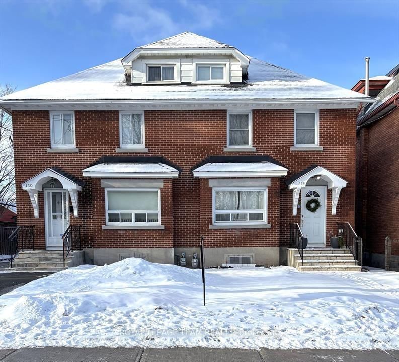 Building at 128 & 130 Bayswater Avenue, Ottawa, Hintonburg