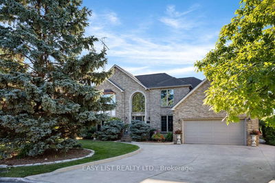 541 Kerr Cres, Lakeshore - Lakeshore image-0-1