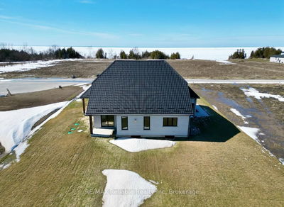 73590 Irene Cres, Bluewater - Hay image-0-1