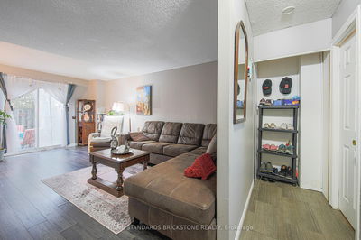 Unit 33 — 855 Southdale Rd, London South - South Y image-0-3
