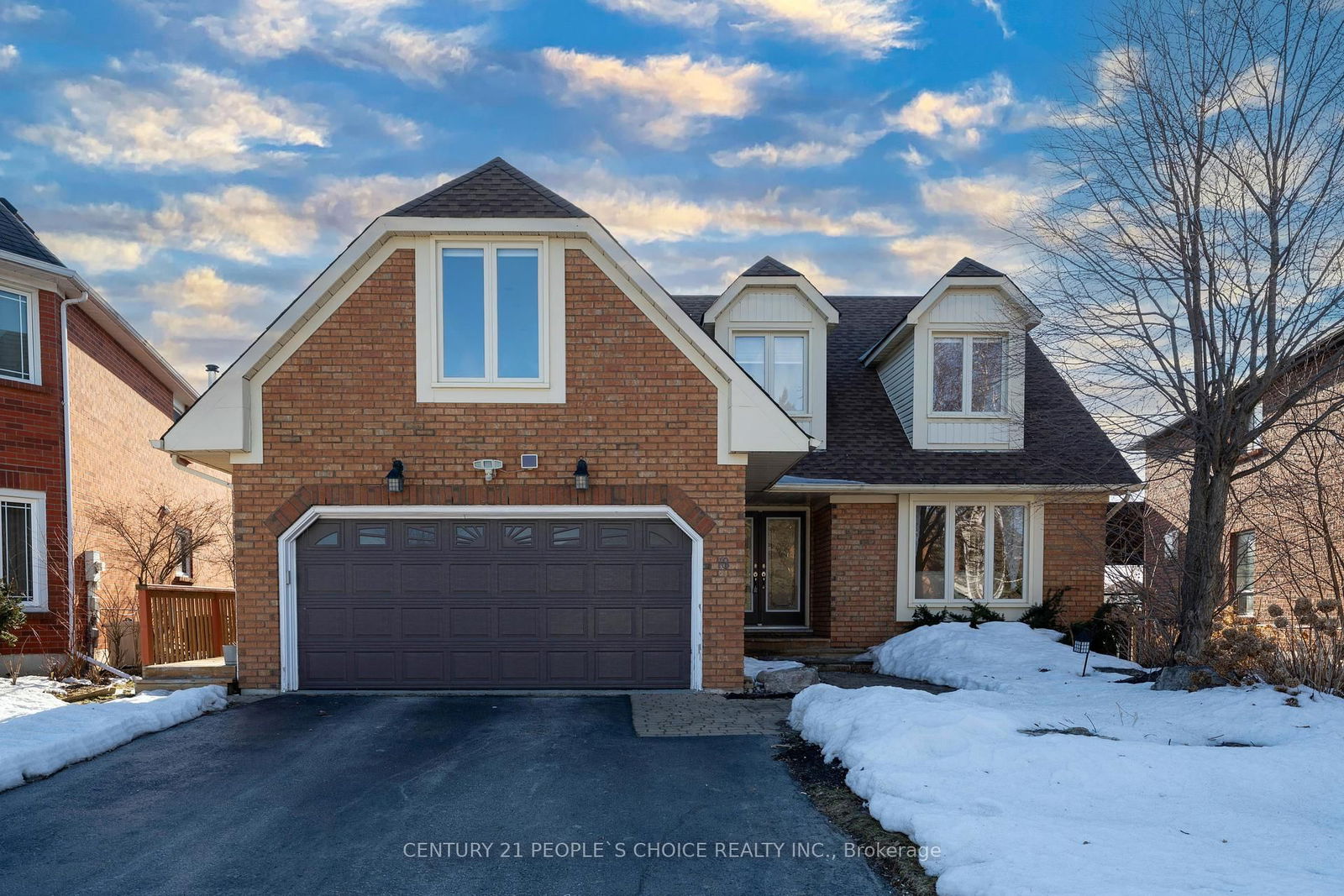 Detached House leased at 18 Falcon Court, Cambridge, N1T 1P2 - MLS: X12011517